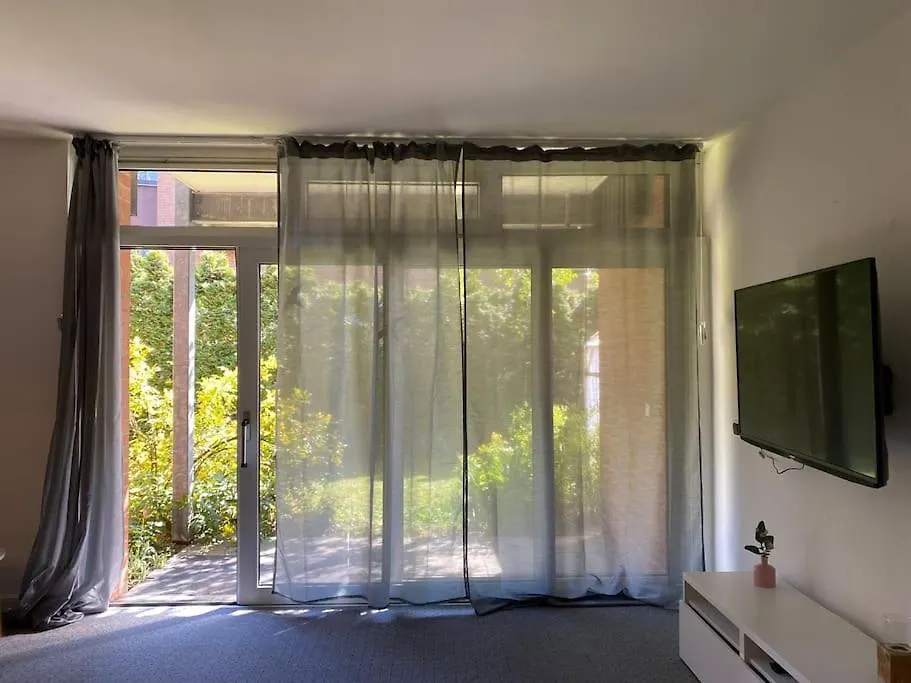 Ruhiges Apartment Mit Terrasse 하노버